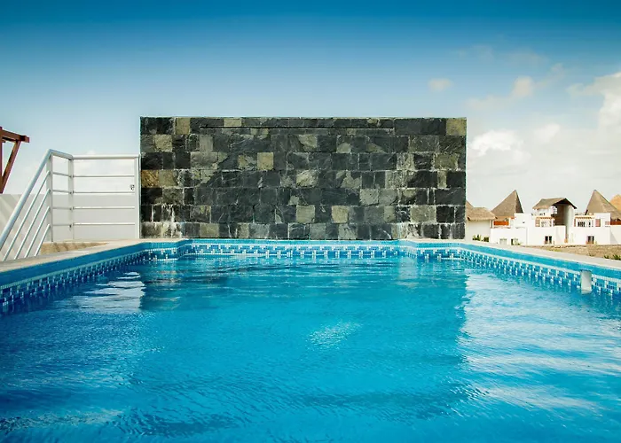 Koox Downtown Family Boutique 4*